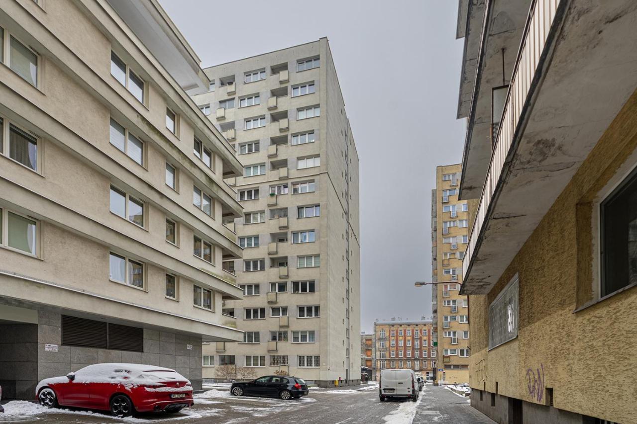 Apartment 2-bedroom - Balcony, View, Location - By Rentujemy Warsaw